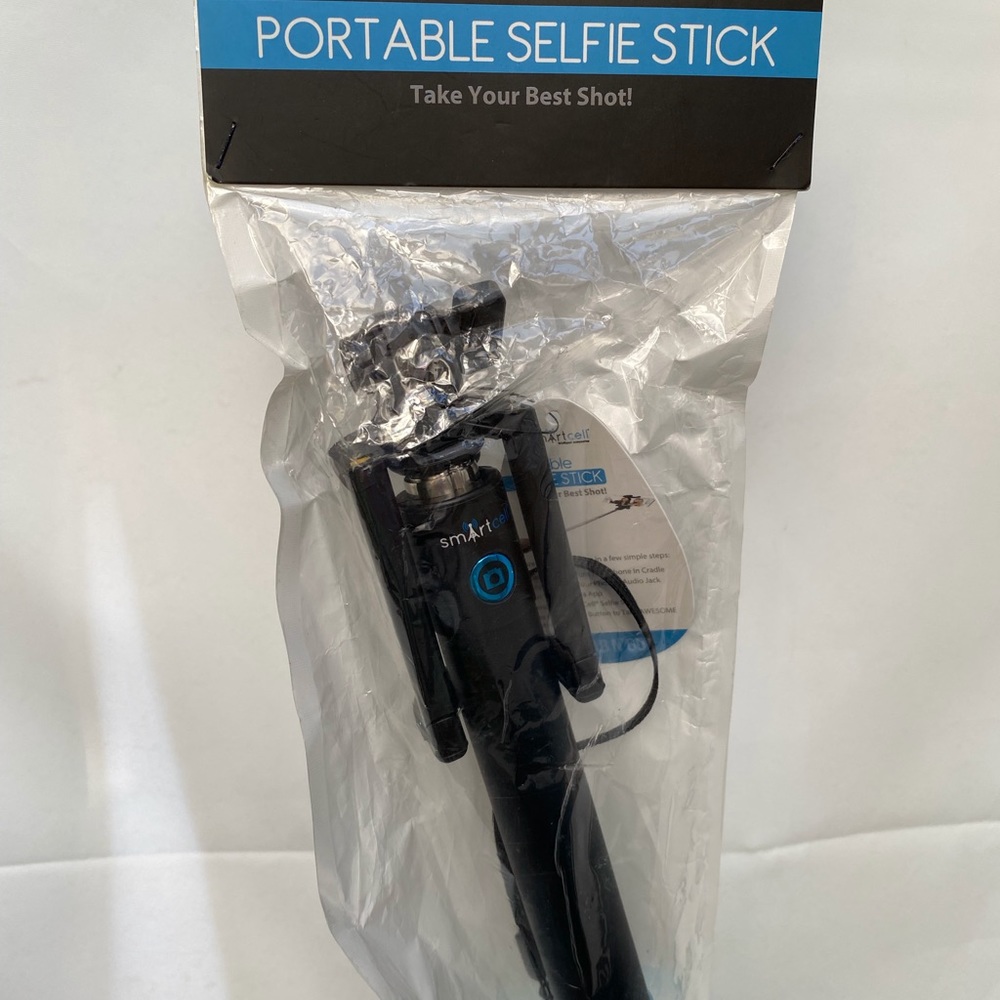 New Smartcell Portable Selfie Stick - Picture 2 of 4